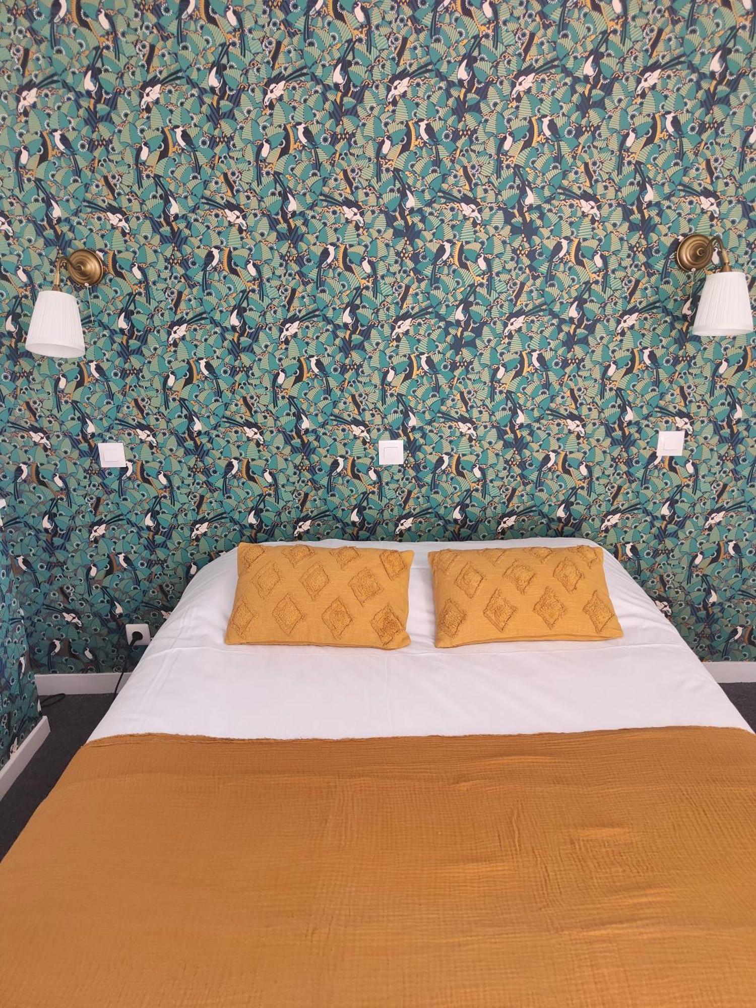 Hotel L'Esperance Vitre Экстерьер фото